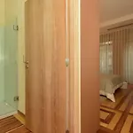 Gr