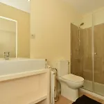 Gr